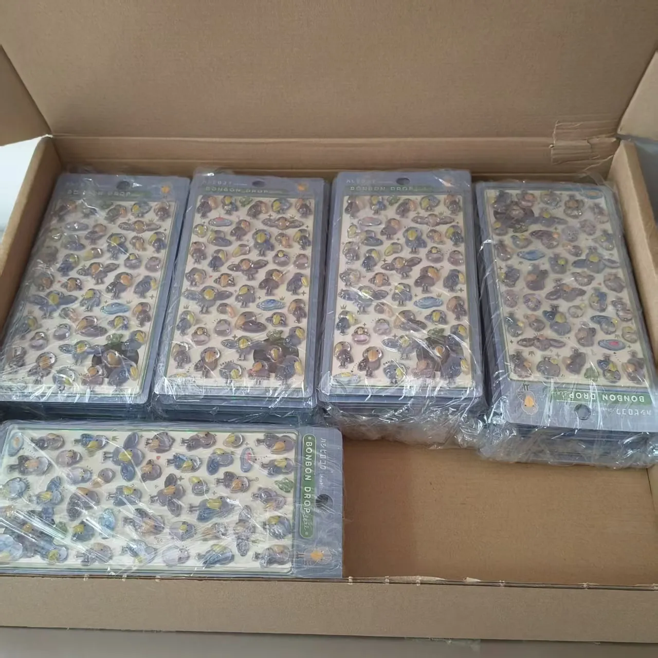 Teie lapsele reljeefsed kleebised saadetakse peagi!