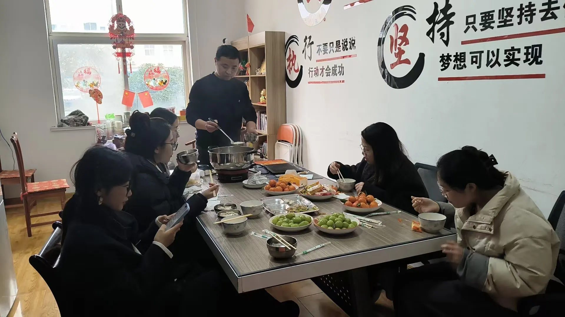 JOJO Pack tähistab koos Tangyuaniga laternafestivali